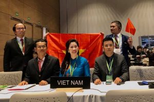 Đoàn Việt Nam tại Phiên họp Uỷ ban Liên Chính phủ Công ước 2003 về bảo vệ di sản văn hóa phi vật thể lần thứ 14 của UNESCO diễn ra tại Bogotá, thủ đô nước Cộng hòa Colombia (ảnh Phạm Cao Quý)