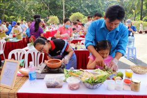 Xây dựng đạo đức, lối sống con người Việt Nam