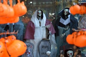 Review 5 cửa hàng bán đồ hóa trang Halloween TPHCM chất lượng