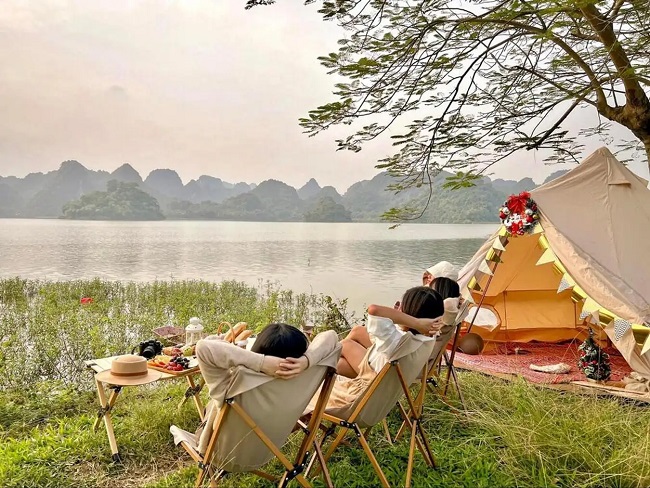 Hồ Quan Sơn – địa điểm cắm trại cực chill