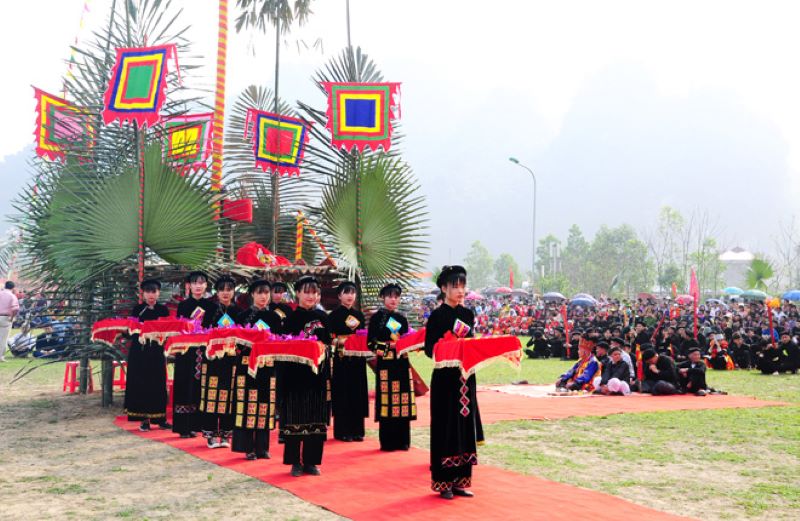 Lễ hội lồng tông huyện chiêm hóa