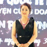 Bà Nguyễn Phương Hằng là ai?