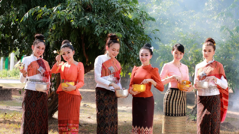 Văn hóa Thái Lan qua cách ăn mặc