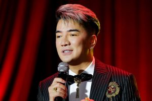 Ca sĩ vùng đất cấm là ai?