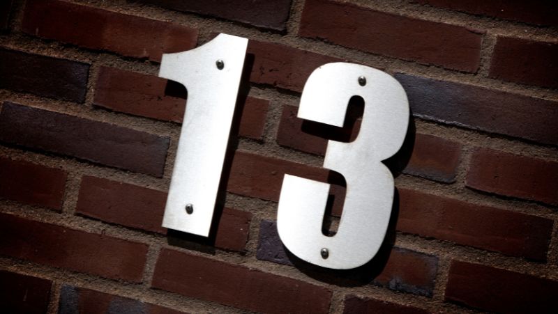Ý nghĩa con số 13 là điềm tốt hay xấu? 